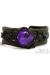 Kunstharz-Armreifen mit Glasstein lila - Purple Crystal